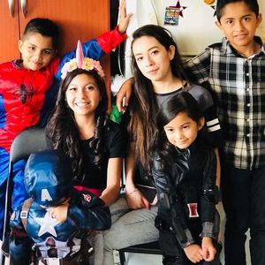 Meet your Posher, Mia